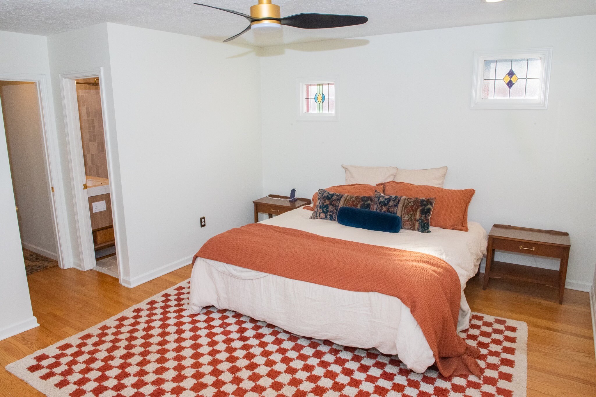 Building Photo - 870 Vera St SE