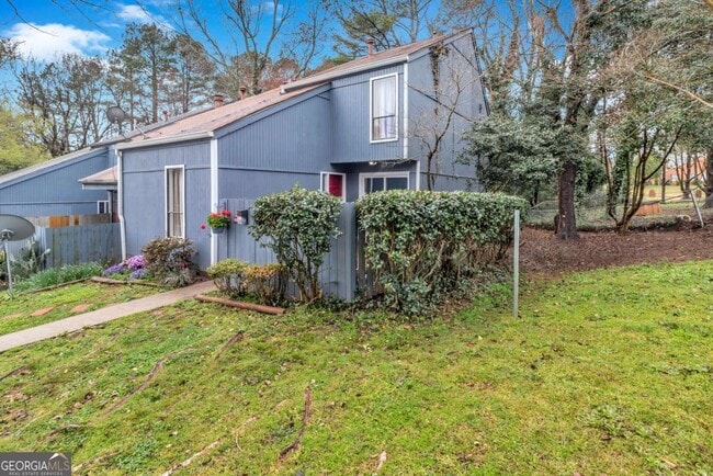 Building Photo - 1065 Mariners Dr