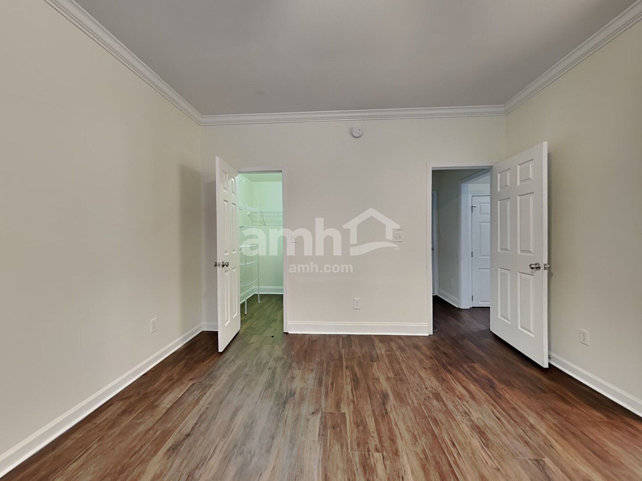 Building Photo - 641 Woodson Dr