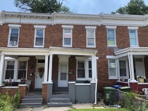 Building Photo - 3 Bedroom 1 bathroom in Baltimore City