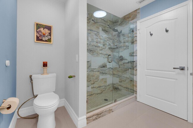 Building Photo - 1265 Longlea Terrace