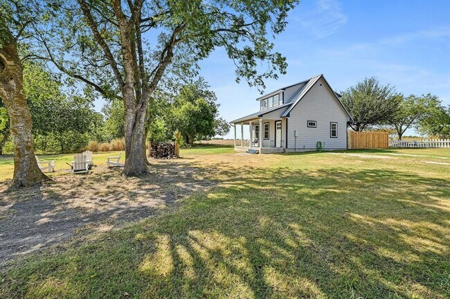 Building Photo - 600 Co Rd 412
