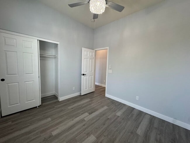 Building Photo - BEAUTIFUL 4 BEDROOM 2 BATHROOM HOME IN PHO...