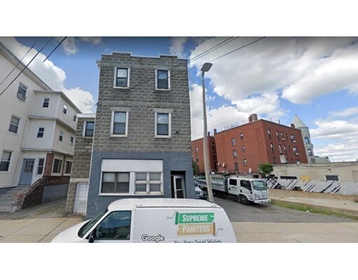 Building Photo - 7 Winship St