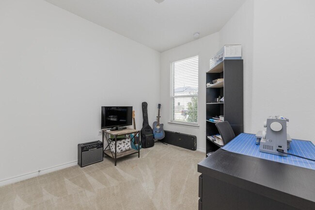 Building Photo - 6422 Hibiscus Falls