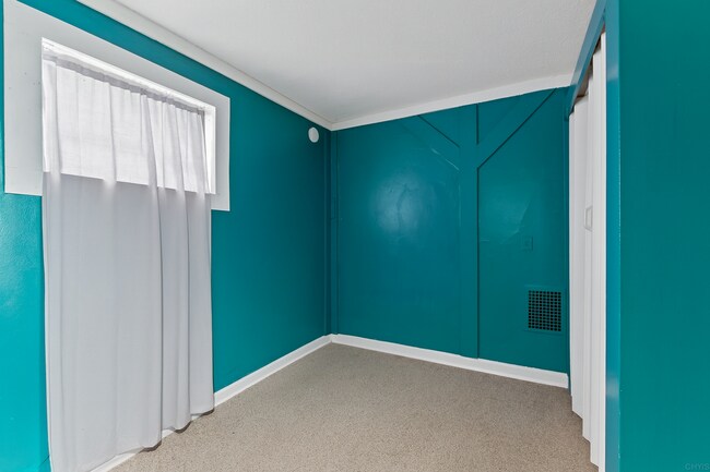 Building Photo - Turnkey Northside Duplex – Fully Renovated...