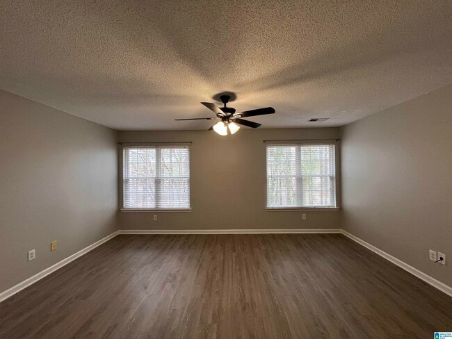 Building Photo - 1648 Savannah Park Ln