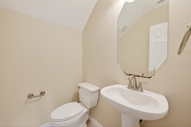 Building Photo - 19923 Pemetic Trail