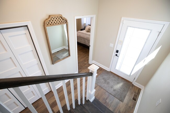 Building Photo - 219 E Morris St