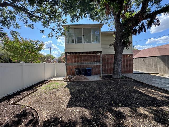 Building Photo - 2565 Shirley Ave
