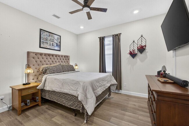 Building Photo - 1543 Stockbridge St