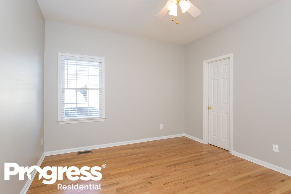 Building Photo - 4527 Avion Park