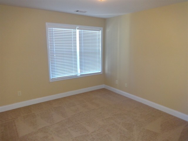 Building Photo - 103 Oakwind Pky