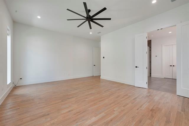 Building Photo - 5627 Matalee Ave