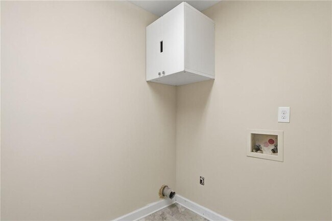 Building Photo - 2753 Allyn Way NW