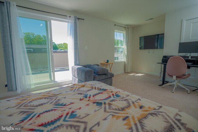 Building Photo - 8210 Goldstone Ct
