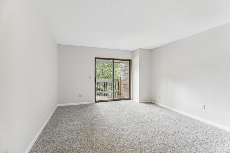 Building Photo - 15022 Baxter Village Dr