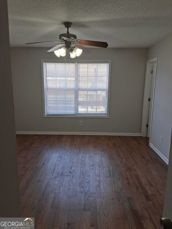 Building Photo - 2728 Halligan Point