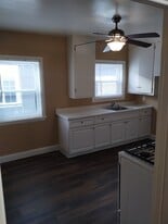 Building Photo - 1756 South Ave