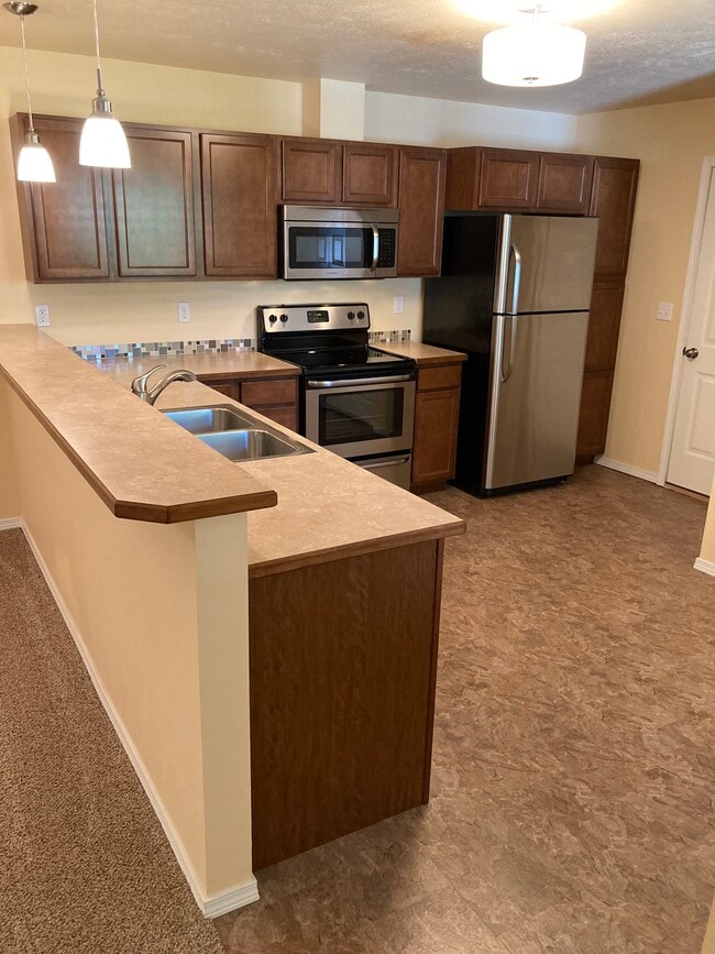 Building Photo - 12201 E Boone Ave