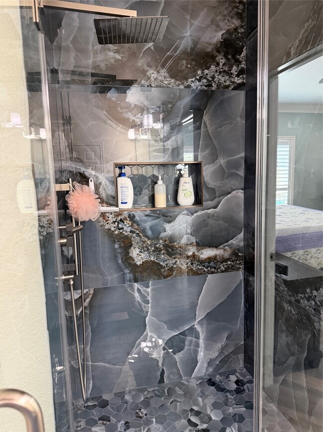 Building Photo - 5525 Swan Dr