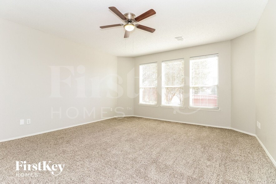 Building Photo - 1910 Winter Park Dr