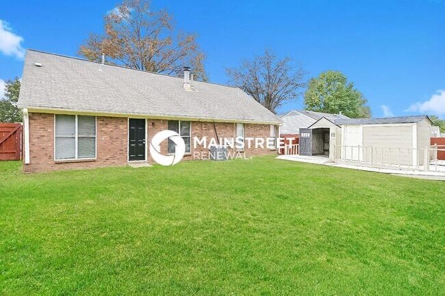 Building Photo - 4 Bedroom Pet-Friendly Home in Horn Lake, MS with Main Street Renewal