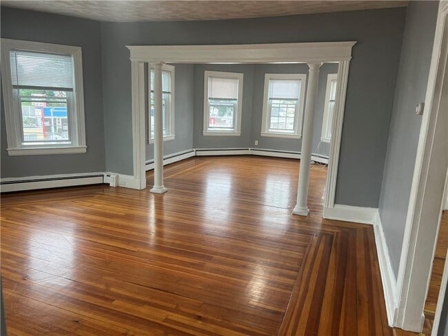 Building Photo - 9 Sprague Ave