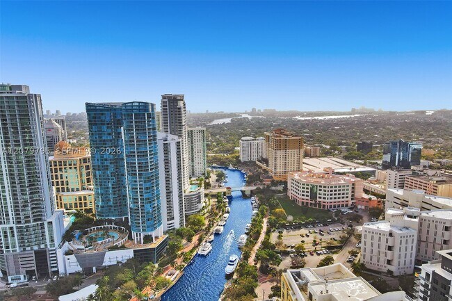 Building Photo - 333 Las Olas Way