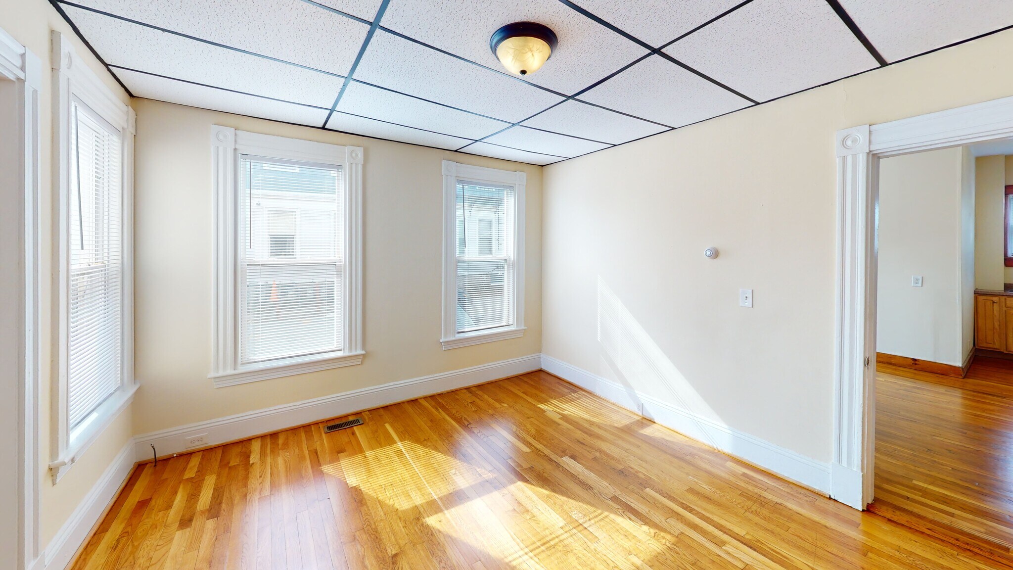 Building Photo - 237 Belmont St