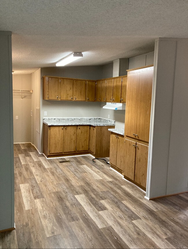 Building Photo - 103 Wade Rd