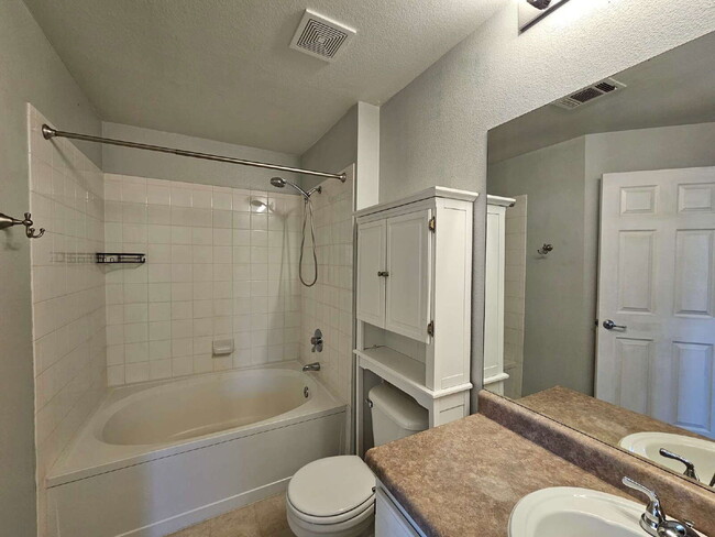 Building Photo - 12820 Ironstone Way