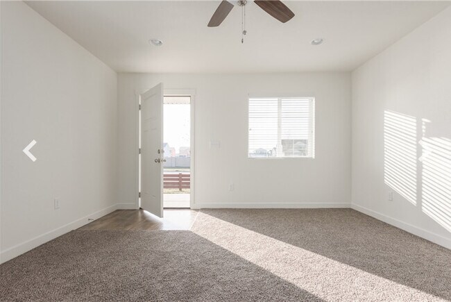 Building Photo - 687 N 30 E