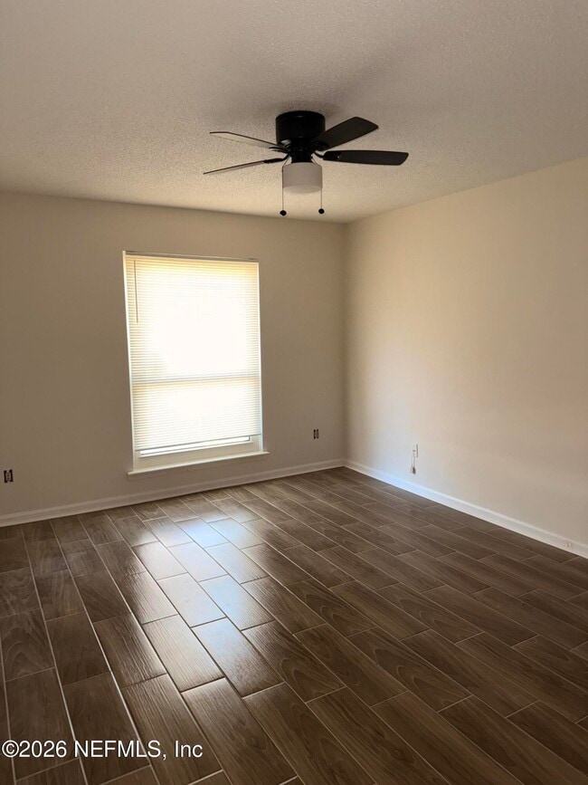 Building Photo - 5524 Silkwood Ln