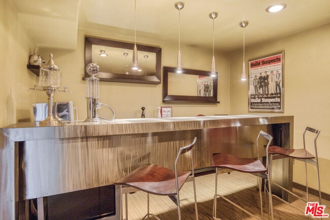 Building Photo - 1929 N Curson Ave