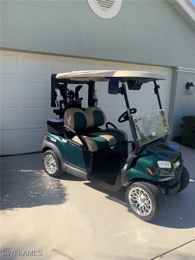 Building Photo - 13520 Southampton Dr