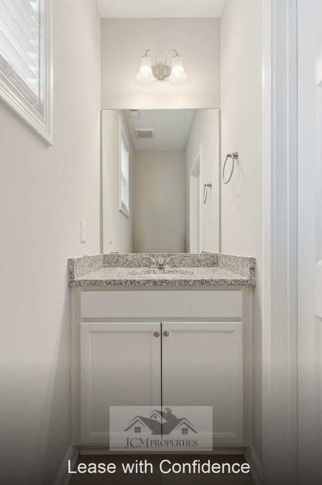 Building Photo - 117 Lambert Fld