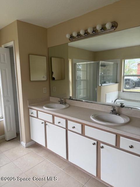 Building Photo - 287 Barbarossa Rd NW