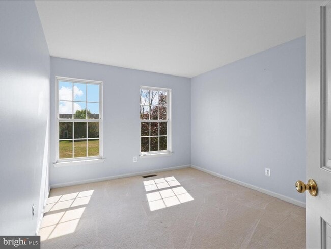 Building Photo - 6713 Selbourne Ln
