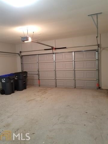 Building Photo - 175 Spinner Dr