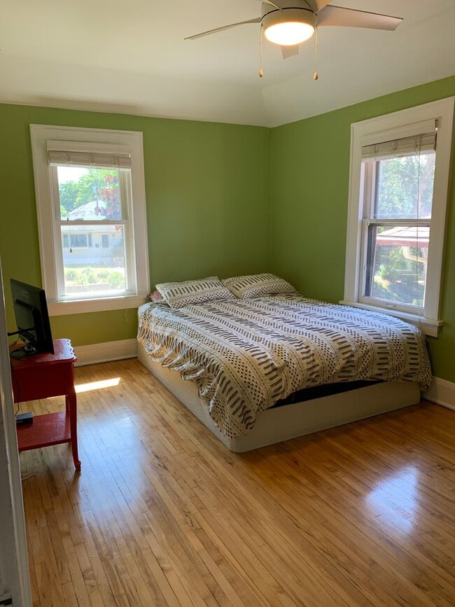 Building Photo - NORTHEAST HOME FOR RENT
