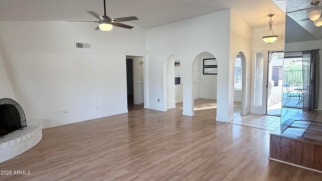 Building Photo - 4844 E Sunrise Dr