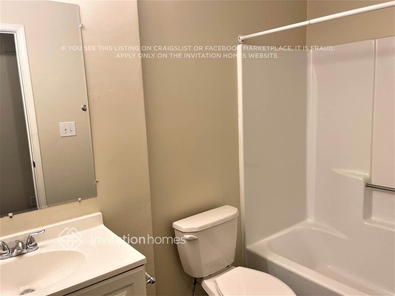 Building Photo - 4521 Dons Ct SW