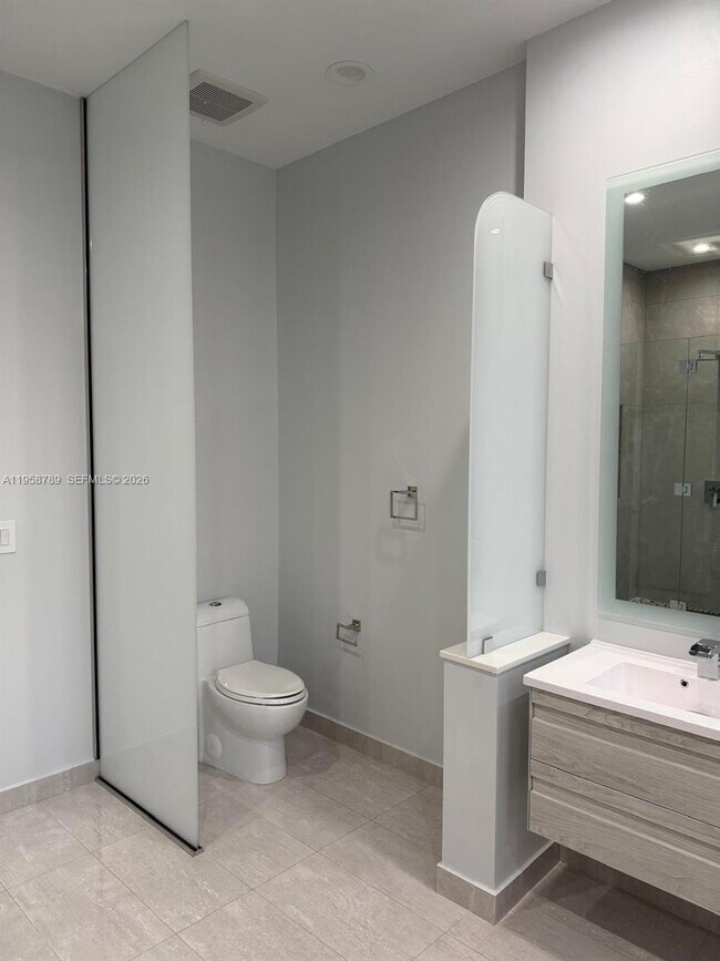 Building Photo - 5455 SW 191st Terrace