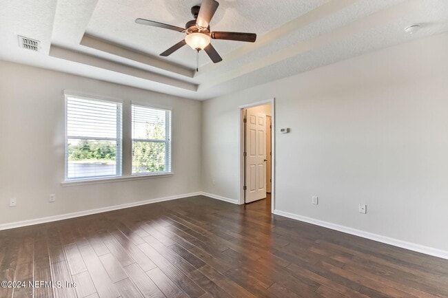 Building Photo - 500 Howland Drive