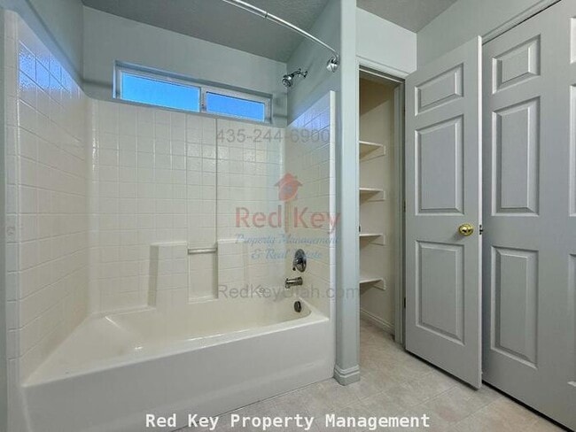 Building Photo - 177 Crystal Bay Dr