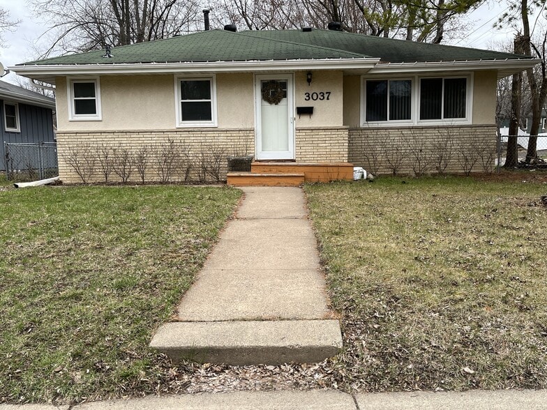 Primary Photo - 3037 Dakota Ave S
