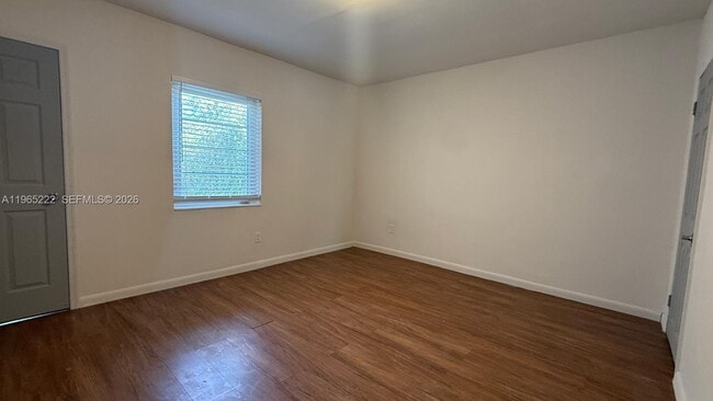 Building Photo - 4765 N Miami Ave