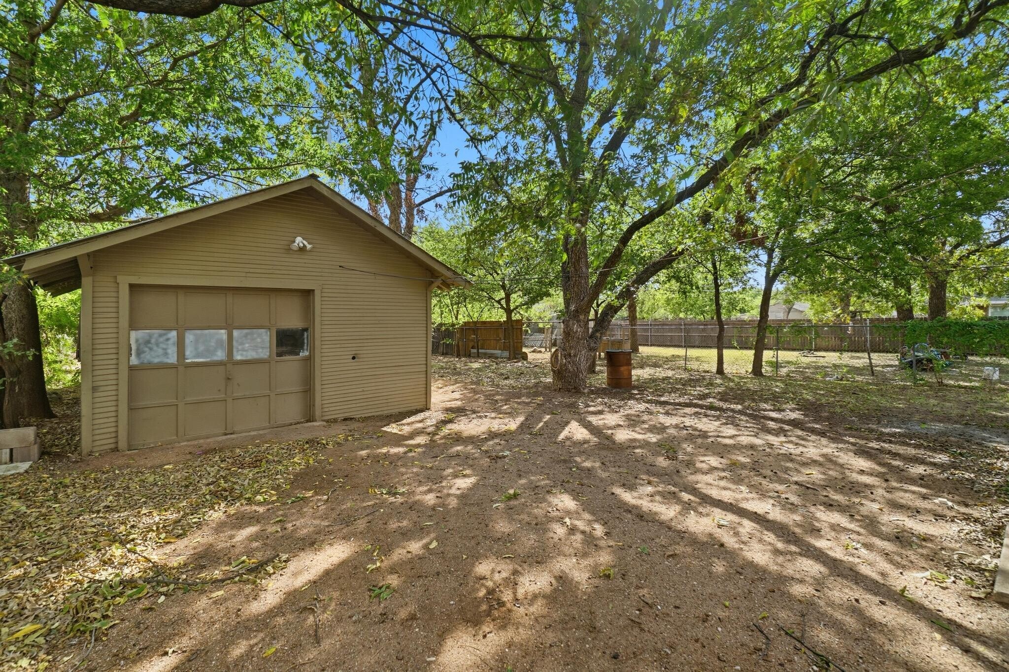 Building Photo - 1125 Pecan St