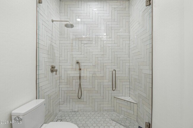 Building Photo - 7471 E Sunnyvale Dr